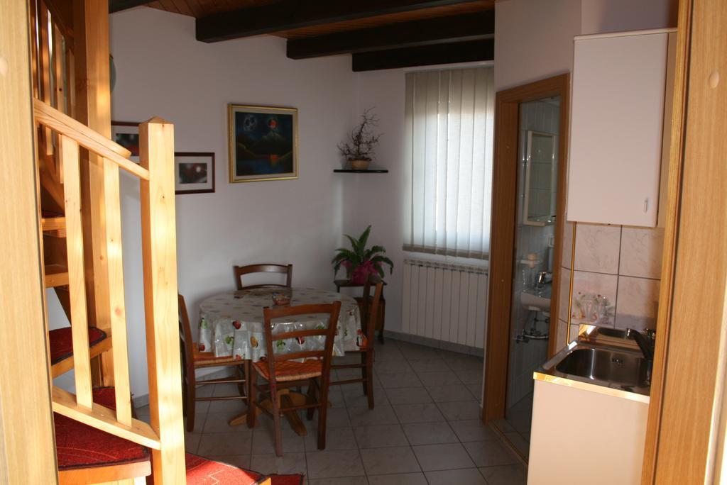 Apartment Pokrajac Rovinjsko Selo Bilik gambar